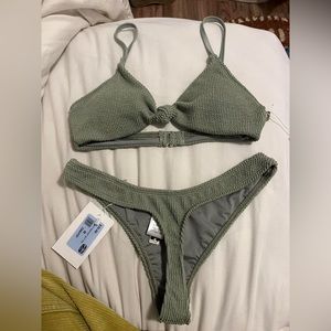 Green bikini set! Never worn! Tags still on it!